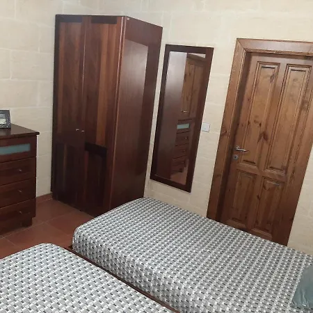 Peace Nocleg ze śniadaniem Xagħra